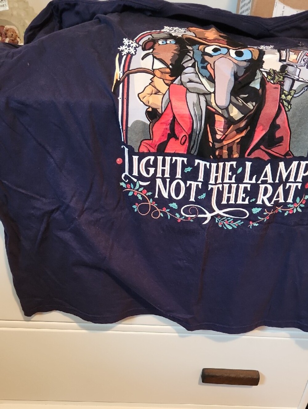 Muppets Christmas Carol Dark Blue T-Shirt - Picture 4 of 4